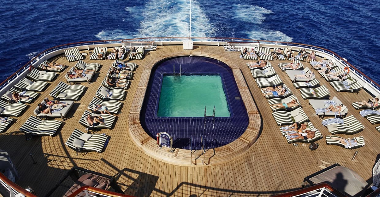 تور کشتی کروز خلیج فارس با کشتی‌های لوکس سلستیال (Celestyal Cruises) - پرواز بلورین شیردال عکس وبلاگ