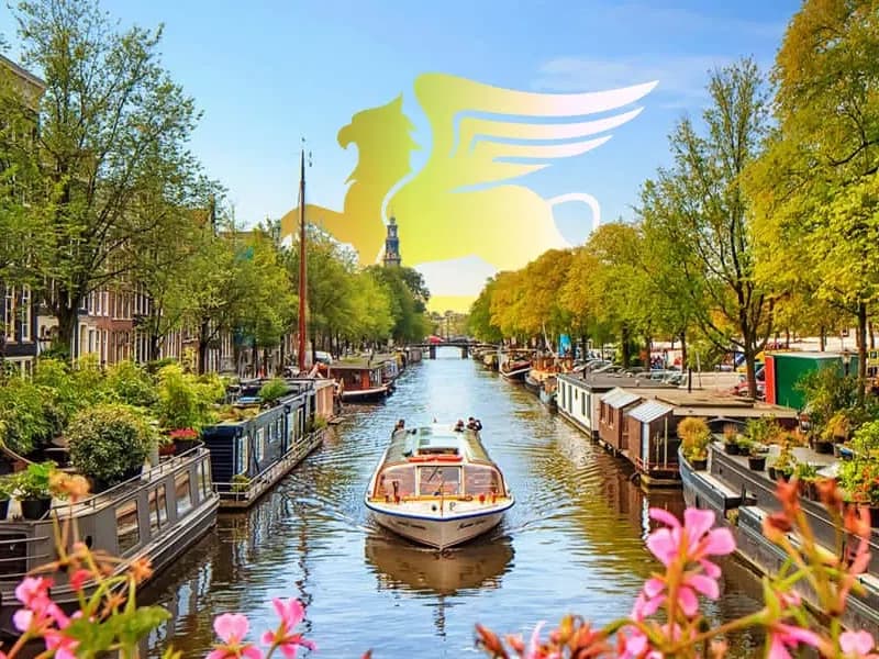 تور دور اروپا: سفر به قلب فرهنگ، تاریخ و طبیعت اروپا - پرواز بلورین شیردال عکس وبلاگ