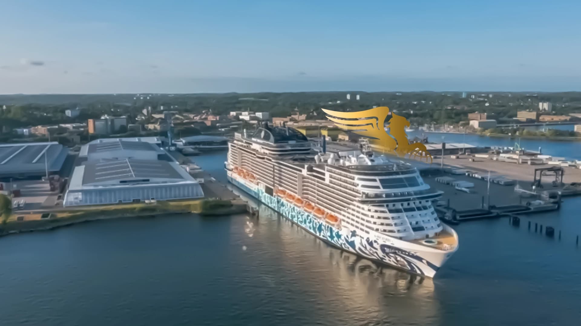 تور کروز اقتصادی خلیج فارس | پکیج ترکیبی و ارزان نوروز ۱۴۰۵ | پرواز بلورین شیردال عکس وبلاگ