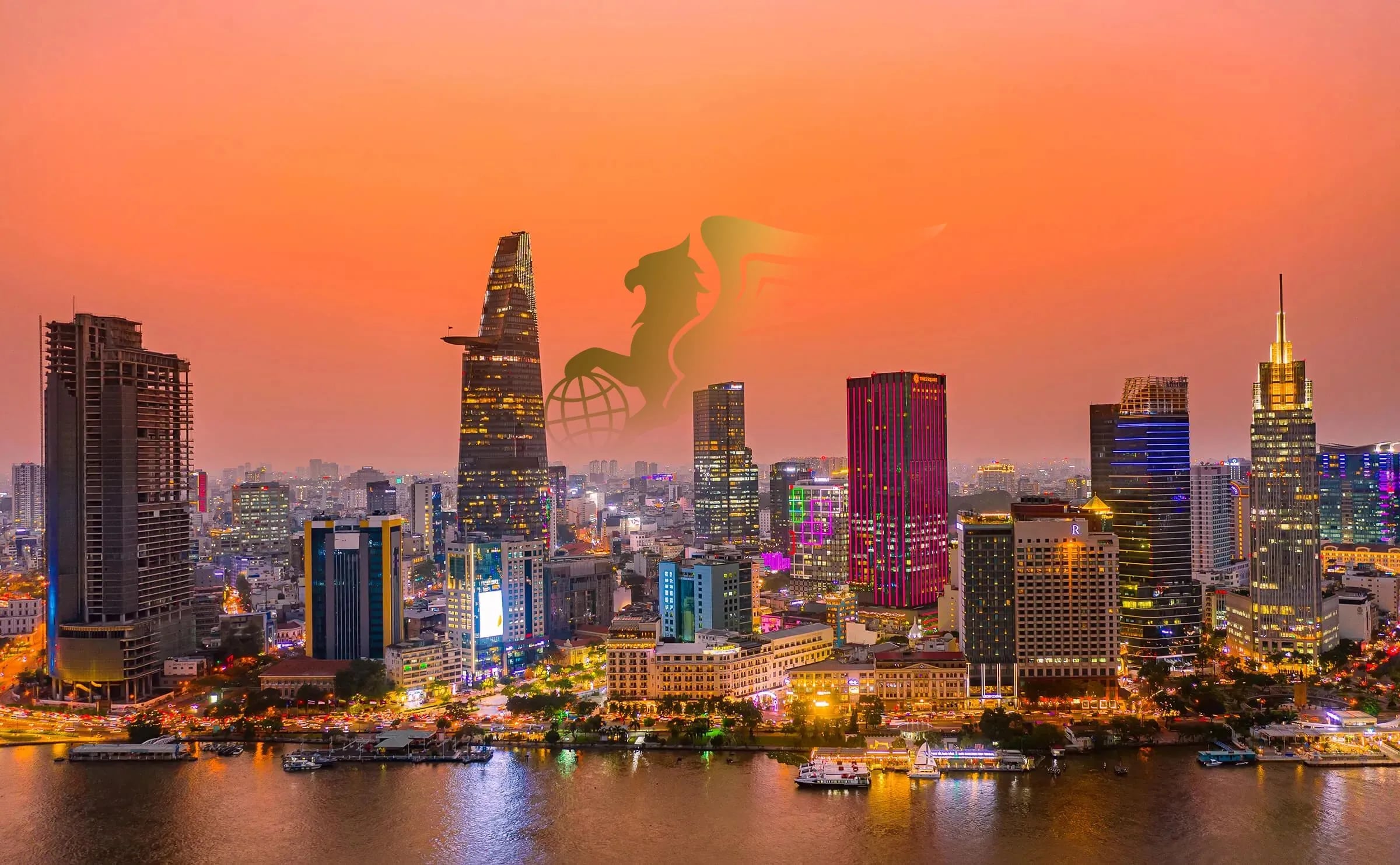 تفریحات شهر هوشی مین؛ راهنمای کامل خوشگذرانی در پایتخت فرهنگی ویتنام - پرواز بلورین شیردال - تصویر وبلاگ