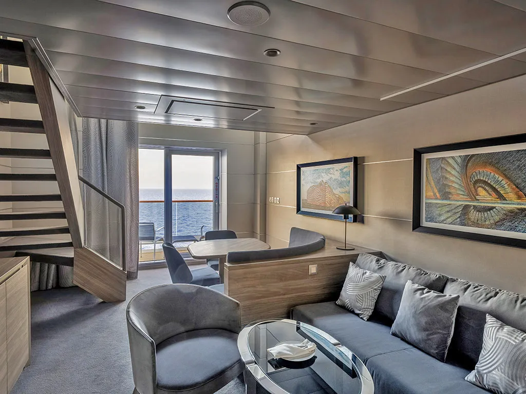 کشتی MSC World Asia