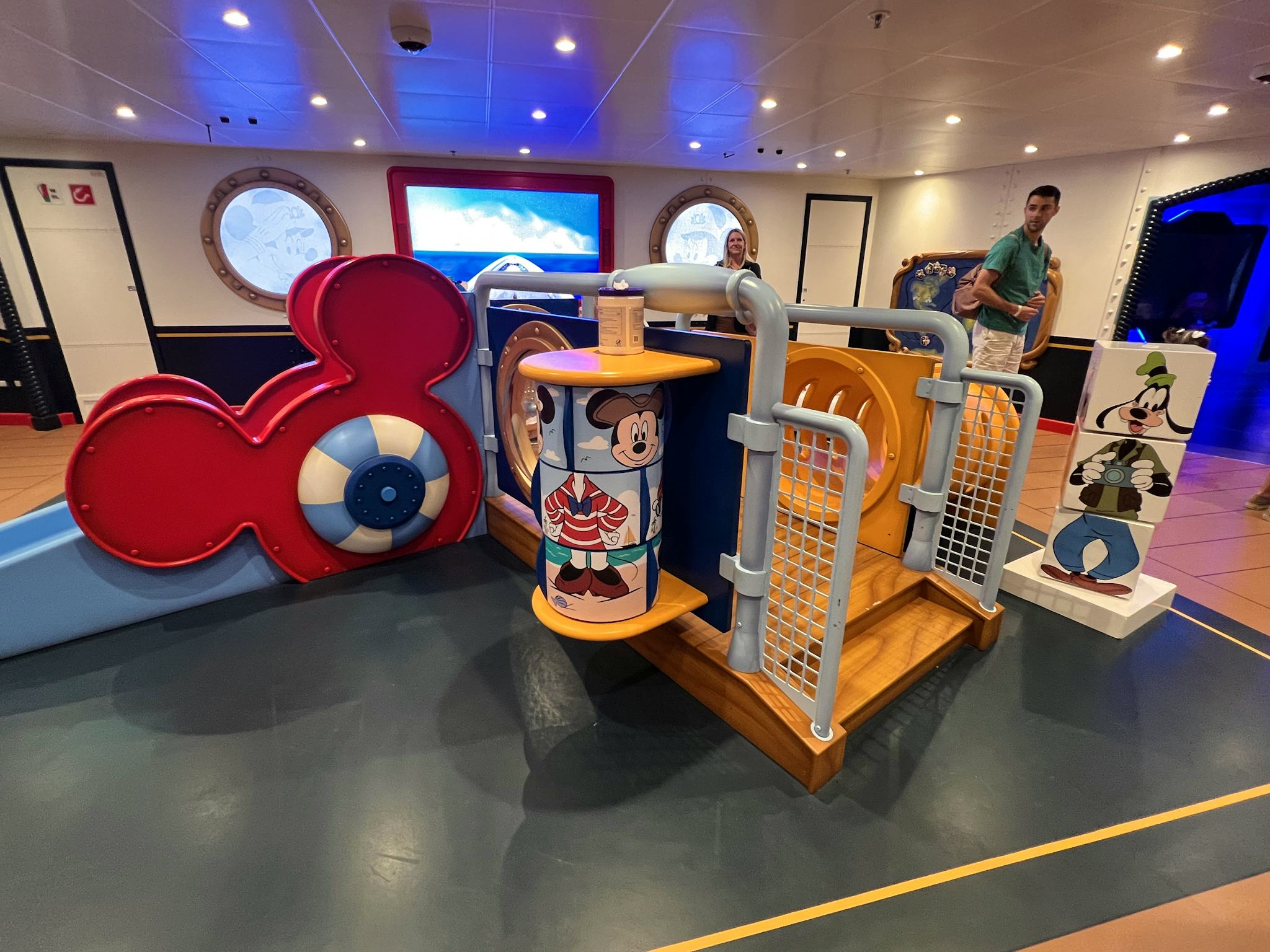 کشتی‌ کروز دیزنی 