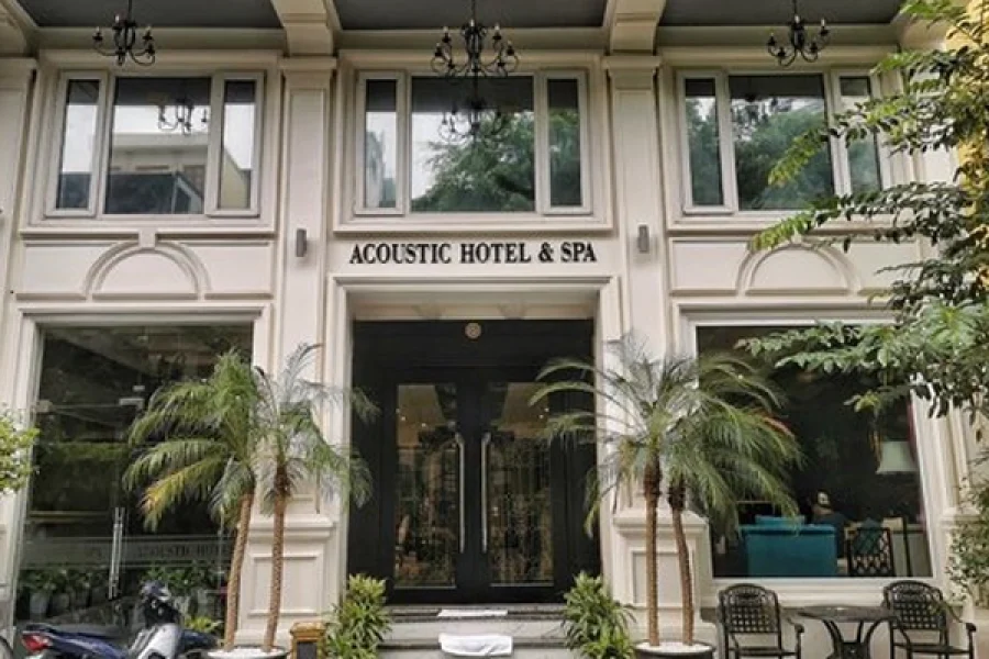 Acoustic Hotel & Spa